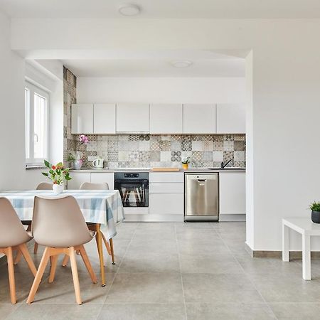 Apartmani Ivana 우마그 외부 사진